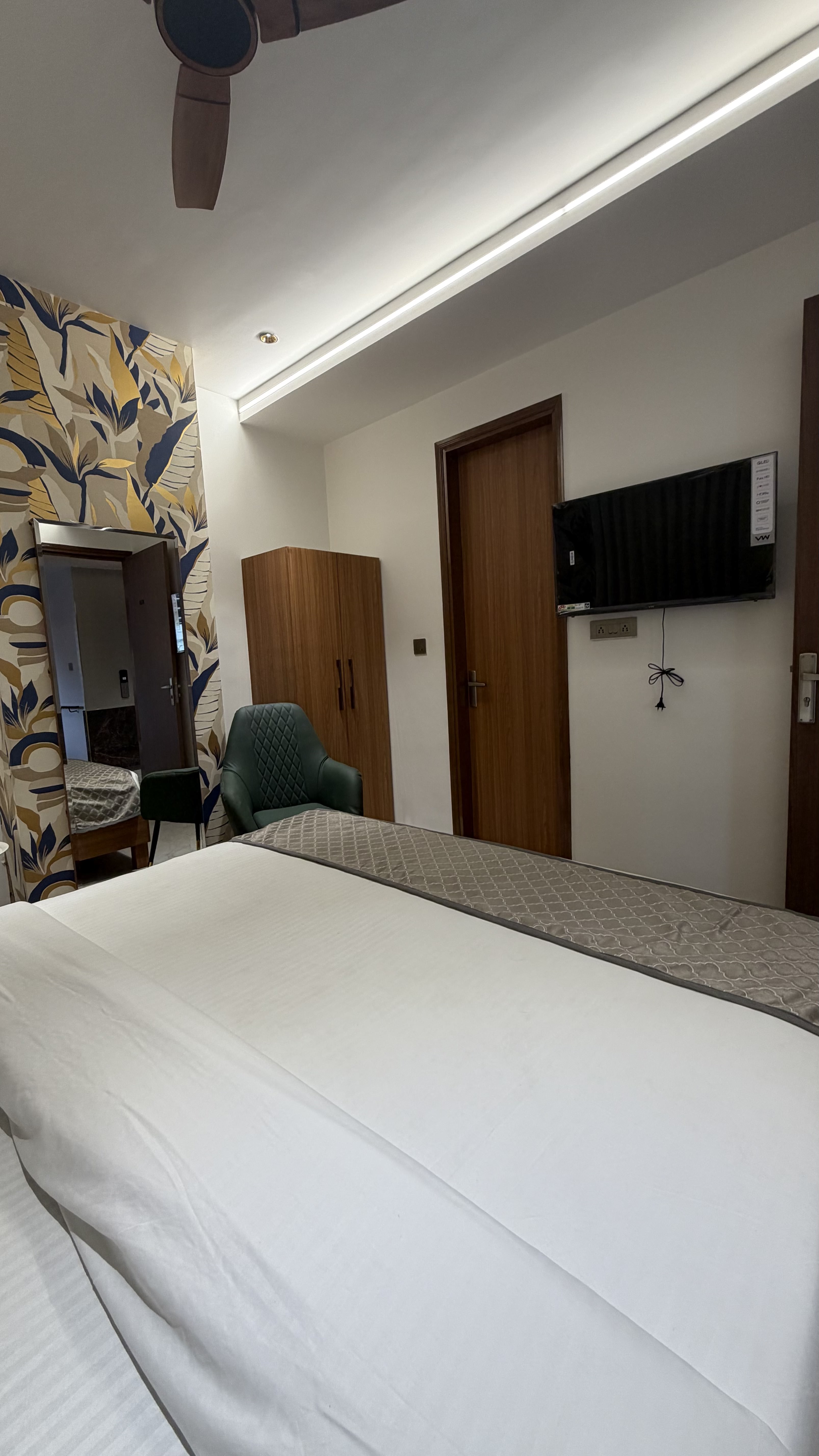 Elite Room 4